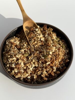 Fig+apple+cinnamon granola