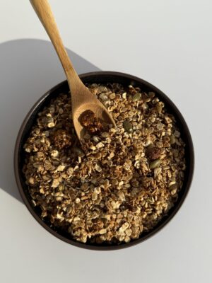 Fig+goji berry granola