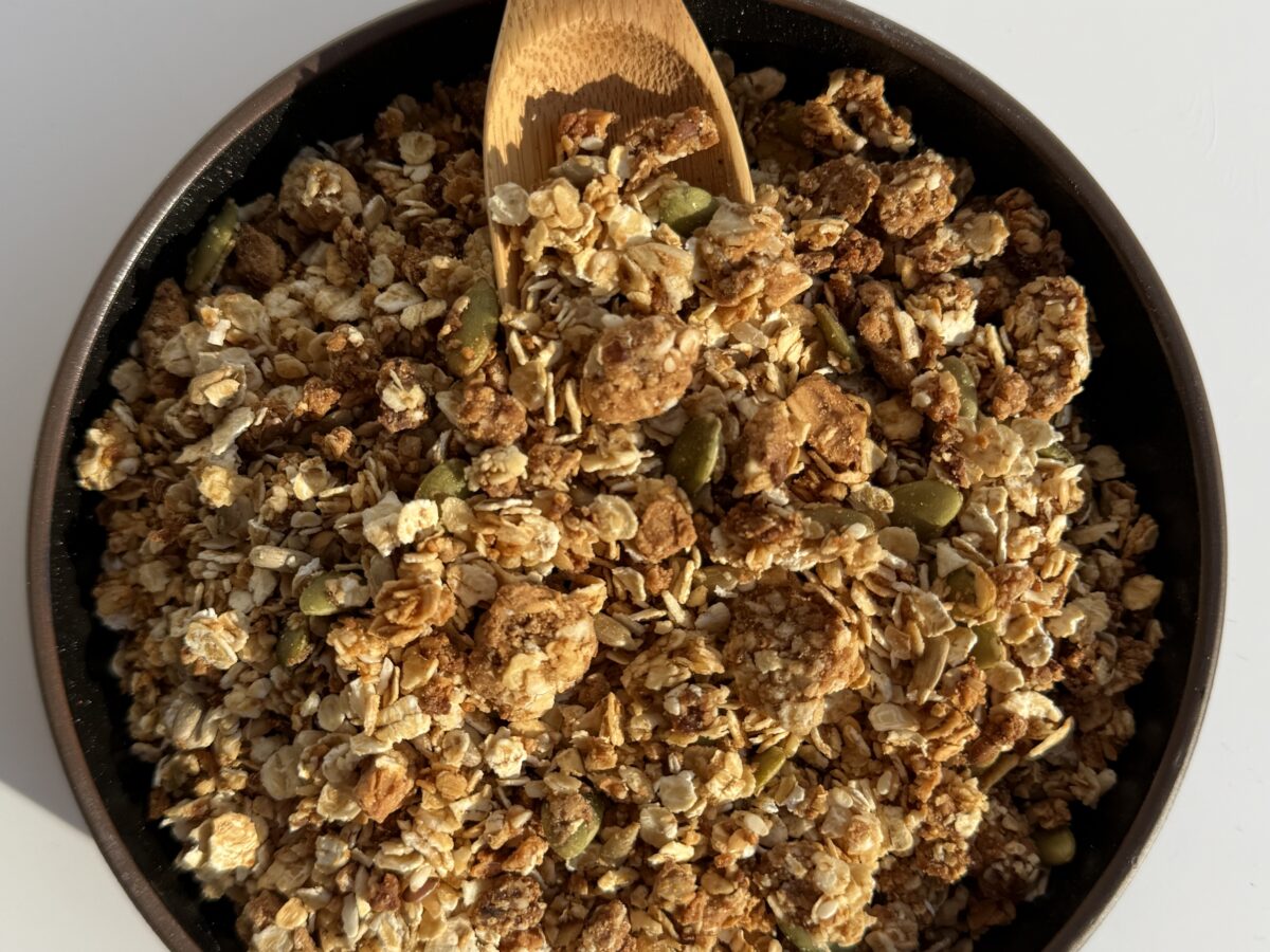 Fig+peanut butter granola
